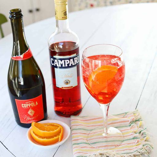 Campari Spritz — Momento Lungotevere