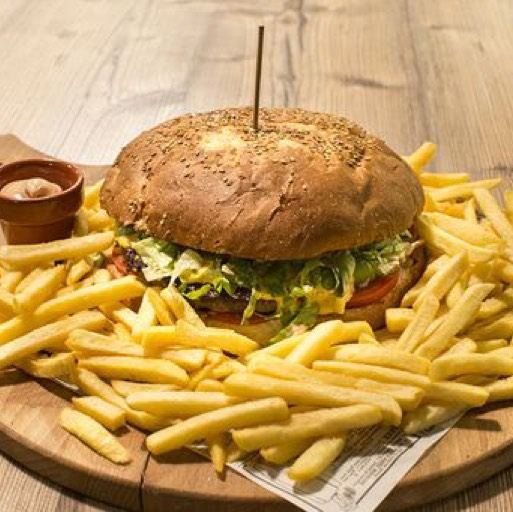 Classic Burgher — Momento Lungotevere