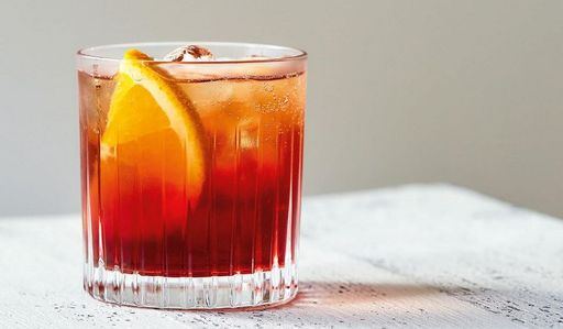 Negroni Sbagliato — Momento Lungotevere
